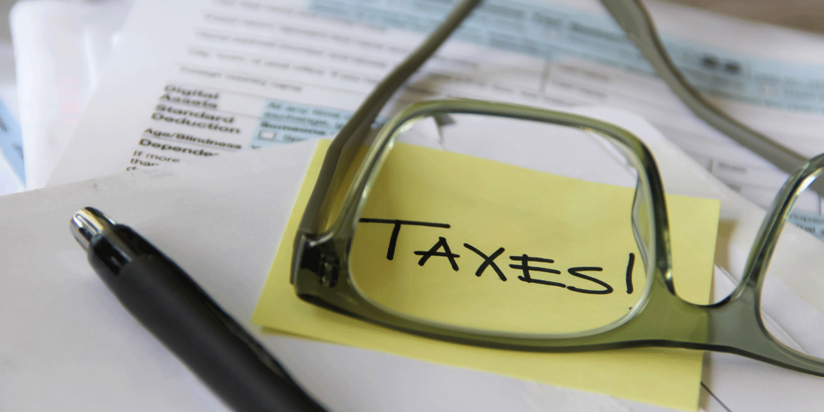 Truck Driver Taxes: How to Navigate Tax Season as a Team Truck Driver