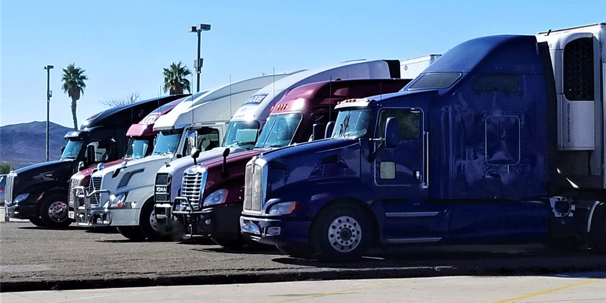 Choosing the Right Trucking Company: 5 Considerations (That Aren’t Pay)